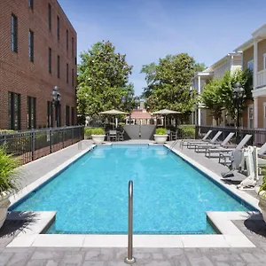 https://residence-inn-by-marriott-savannah-downtown-historic.top-hotels-in-savannah.com